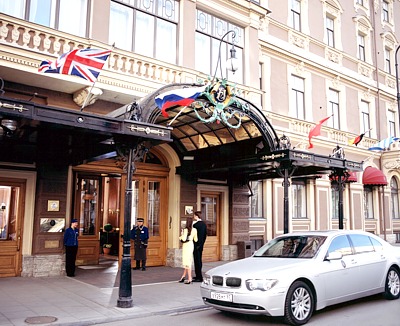 Arrival at Grand Hotel Europe