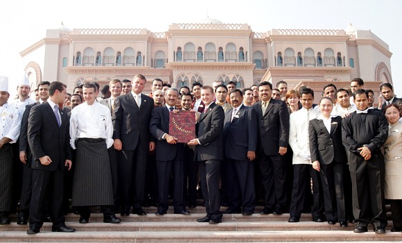 2006 Award-Hand-Out Emirates Palace