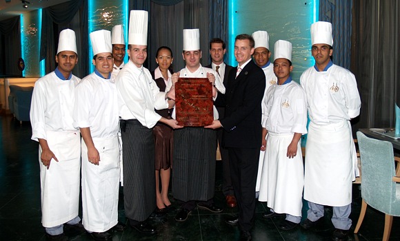 Sayad Restaurant - Seven Stars and Stripes - Award-Hand-Out
