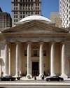 It was a pleasantly warm late summer afternoon when we arrived at the Ritz Carlton's soaring main entrance, located on the sophisticated 'Avenue of the Arts', right across Philadelphia's historic city hall. 