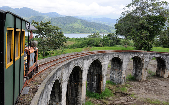 Costa Rica - Swiss Train