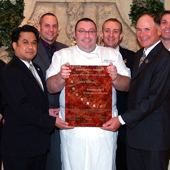 2007 Lacroix - Award-Hand-Out